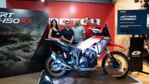 QJMOTOR lanza en Perú la SRT 450 RX: moto Adventure bicilíndrica de 48 HP con precio de lanzamiento de US$ 7.200